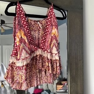 Free people low V flowy tank